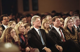 Chelsea Clinton, U.S. President-elect Bill Clinton, Hillary Rodham Clinton, U.S. Vice