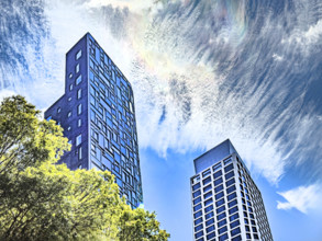 Chelsea Nouvel residential building (left), 100 Eleventh Avenue, One High Line residential building