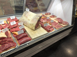 Raw meat display case, Dickson's Farmstand Meats, Chelsea Market, Chelsea, Manhattan, New York
