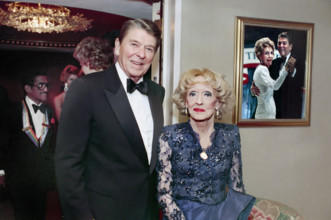 U.S. President Ronald Reagan with Bette Davis during Kennedy Center Honors for Lifetime
