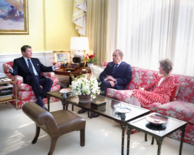 U.S. President Ronald Reagan and U.S. First Lady Nancy Reagan meeting with former U.S. President