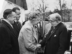 Former U.S. First Lady Eleanor Roosevelt (foreground, center) saying goodbye to French President
