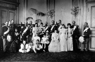 Danemark, le Roi Christian IX et la Reine Louise avec les familles royales de Danemark, d'Angleterre, de France et de Grèce