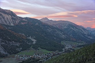 Névache en automne, Vallée de la Clarée, Hautes-Alpes