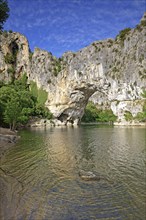 Vallon-Pont-d'Arc, Ardèche