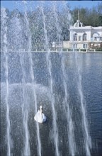 France, Normandie, orne, bagnoles de l'orne, jets d'eau, cygne, lac, casino, station thermale,