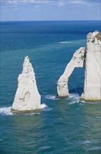 France, Normandie, Seine Maritime, etretat, falaises, falaise d'aval, arche, aiguille,