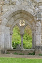 France, Haute Normandie, eure, abbaye de Mortemer, voute, arcade, ogive,