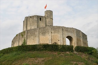 France, Haute Normandie, eure, chateau de Gisors, au sommet de la motte feodale. le donjon, fortification,