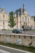 France, Haute Normandie, eure, evreux, truite, peche a la mouche en compagnie du guide Guillaume Le Garrec
berges de l'iton au pied de la mairie