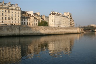 France, quai aux fleurs