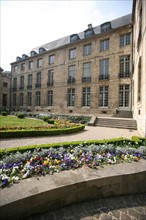 France, Paris 4e, le marais, rue des francs bourgeois, hotel de lamoignon, Bibliotheque Historique, de la Ville de Paris, facade cote jardin