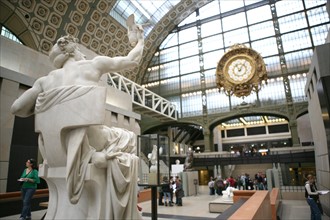 France, Paris 7e, musee d'Orsay, quai Anatole france, horloge, verriere, statues, sculptures,