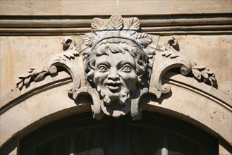 France, Paris 7e, hotel particulier, Hotel de Matignon, 56 rue de Varenne, 1er ministre, detail de mascaron de l'aile gauche de la cour