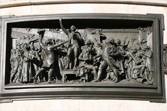 France, Paris 11e, place de la republique, bas reliefs de la base de la statue, histoire, sculpteur de la statue davioud,