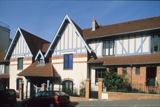 France, Paris 13e, la petite alsace - rue daviel, maisons, pavillons, pans de bois,