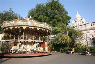 France, carousel at the foot of the sacre coeur