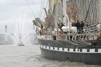 France: Normandie, Seine Maritime, vallee de la Seine, grand port de mer de Rouen, visite du vieux greement le Belem le 17 mars 2007, bateau pompe,