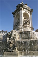 France, Paris 6e, saint sulpice, fontaine dite des 4 point cardinaux car aucun des 4 personnages ne fut cardinal, lions,