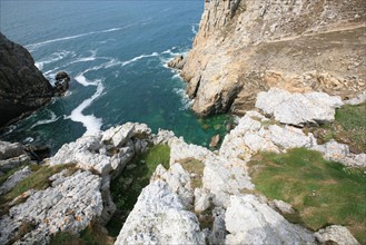 France, Bretagne, Finistere, presqu'ile de crozon, pointe de pen hir, camaret sur mer, falaises, remous,