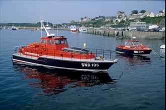 France, Bretagne, Finistere nord, cotes des abers, le conquet, port, bateaux de peche, chalutiers,