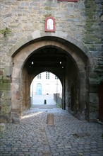 France, Bretagne, Ille et Vilaine, rennes, vieux rennes, portes mordelaises, arche, fortifications, paves, passage,