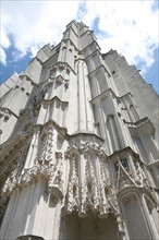 France, pays de loire, loire atlantique, Nantes, cathedrale saint pierre et saint paul, tour restauree, contre plongee, elevation, art gothique,