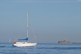 France, Basse Normandie, Manche, Cotentin, Cherbourg, rade, plaisance, voilier, fort de l'ouest,