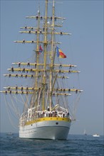 France, Basse Normandie, Manche, Cotentin, Cherbourg, rade, tall ships race 2005, grands voiliers, course, mircea, navire roumain, marins dans les haubans,