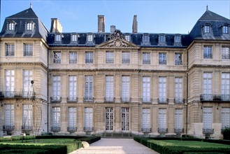 France, Paris 3e, le marais, rue de thorigny, hotel particulier, musee picasso, facade sur jardin donnant sur la rue vieille du temple,