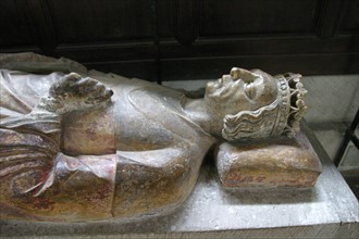 France, Haute Normandie, Seine Maritime, Rouen, cathedrale Notre-Dame, art gothique, gisant du duc Guillaume Longue Epee, duc de Normandie, sepulture, statue, sculpture,