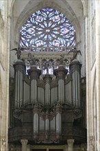 France, Haute Normandie, Seine Maritime, Rouen, eglise abbatiale Saint-Ouen, chevet, edifice religieux, nef, buffet d'orgue, instrument de musique,