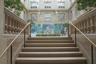 France, Haute Normandie, Seine Maritime, Rouen, musee des beaux arts, 1 place restout, jardin des sculptures, grand escalier, tableau la Seine de raoul dufy,