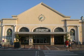 France, Haute Normandie, Seine Maritime, Dieppe, gare sncf, facade,