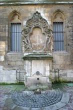 France, Haute Normandie, Seine Maritime, Rouen, rue Saint-Romain, fontaine Saint-Romain,