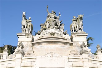 France, Haute Normandie, Seine Maritime, Rouen, rue aux ours, fontaine sainte marie, rue louis Ricard, 
fontaine monumentale edifiee en 1879,