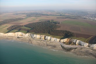 France, picardie somme, pays de la bresle maritime, vue aerienne, littoral, cote d'albatre, falaises, entre mers et le bois de cise