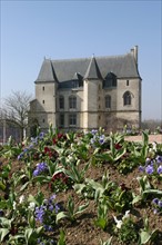 France, Basse Normandie, orne, argentan, centre ville, chateau, palais de justice, tribunal, jardin public,