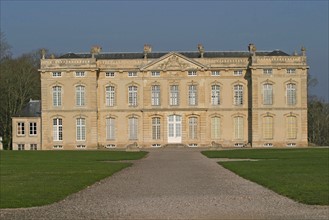 France, Basse Normandie, orne, le bourg saint leonard, chateau, facade,