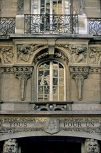 Immeuble 12 rue du Renard à Paris