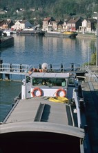 France, picardie, oise, longueuil annel, ecluses de janville, mariniers, musee de la batellerie, transport fluvial, peniche, 
freycinet, eau, navigation,