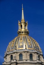 France, paris 7e, invalides, dome de l'eglise saint louis des invalides, Napoleon, musee de l'armee, dorure, or, coupole, monument, edifice religieux,