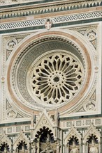 Italie, toscane, florence, firenze, renaissance italienne, santa maria del fiore, grande rose, facade, marbre, duomo, le dome, brunelleschi,