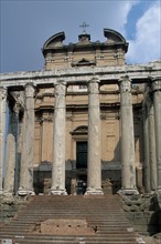 Italie, rome, antiquite, forum romain, vieux rome, ruines, edifice religieux, colonnes,