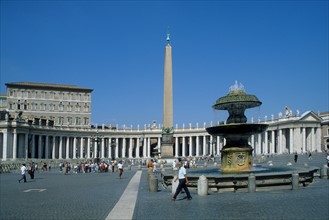 Italie, rome, vatican, obelisque, place saint pierre, fontaine, touristes,