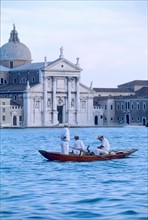 Italie, venise, grand canal, gondole, gondoliers, tragheto, eau, eglise san giorgio maggiore,
