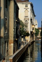 venice, traditional dwelling