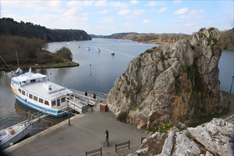 France, Bretagne, Morbihan, la roche bernard, vilaine, ville, port, promontoire, rocher, panorama, bateaux,