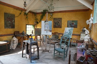 Ancien hôtel Baudy à Giverny, atelier de Claude Monet reconstitué