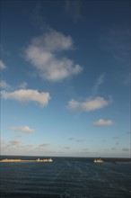 France, Haute Normandie / angleterre, seine maritime, le havre / portsmouth, traversee trans manche, a bord du ferry boat, norman voyager, navigation, mer, au petit matin, accostage au port du havre, ...